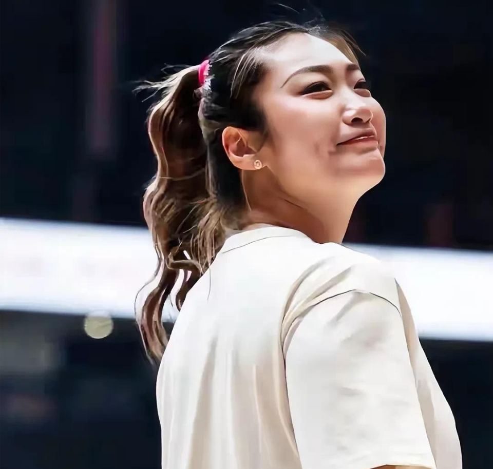 分并送出, 认为她能在, 选近期国家